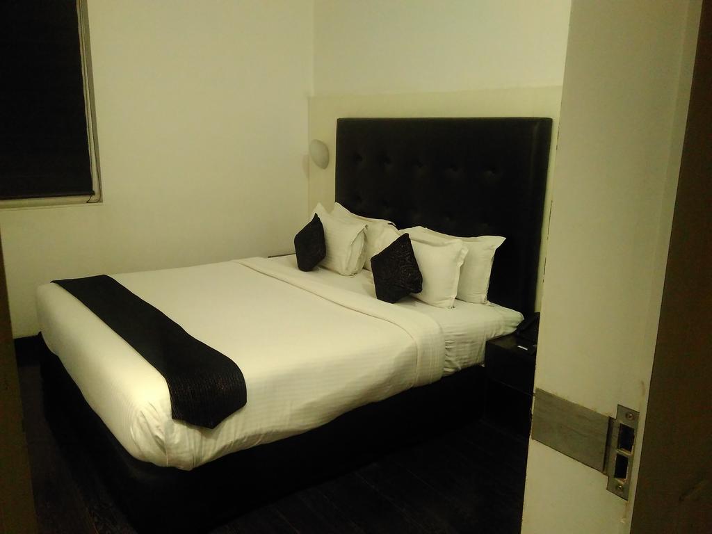 Sapphire Suite Kalkutta Exterior foto