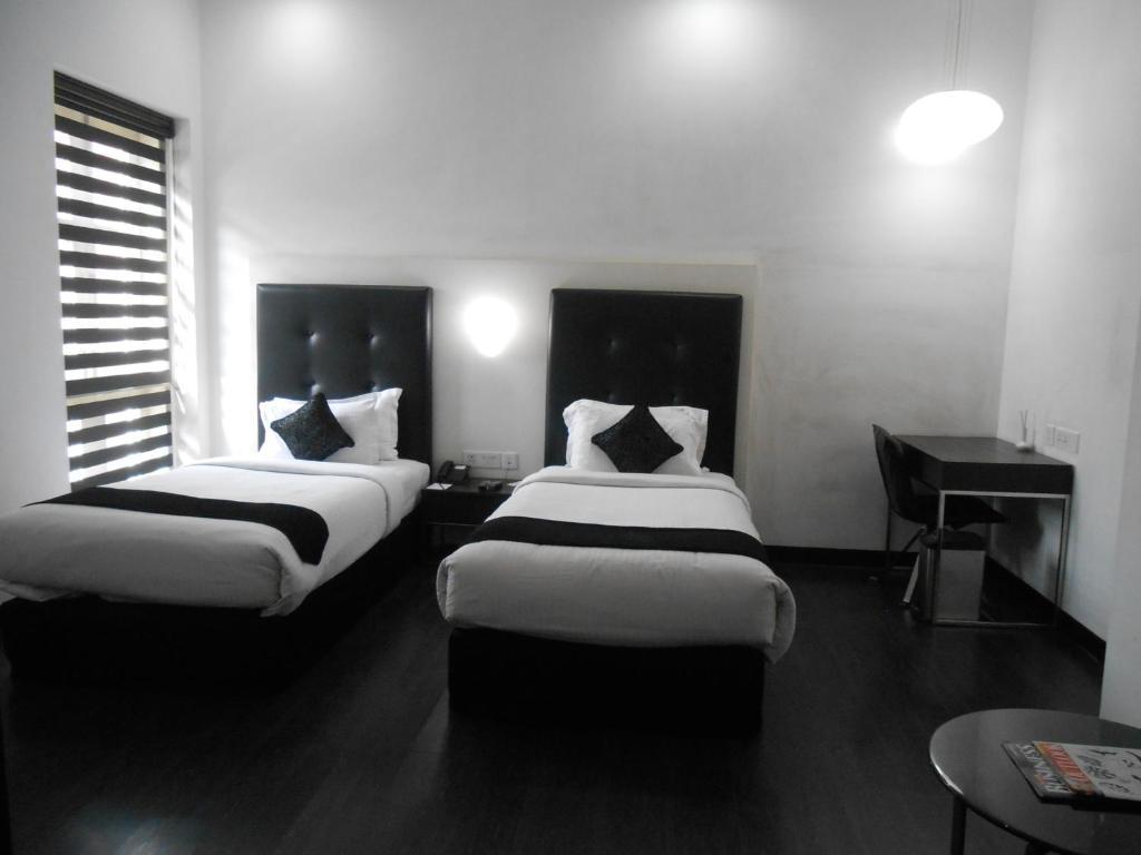 Sapphire Suite Kalkutta Zimmer foto